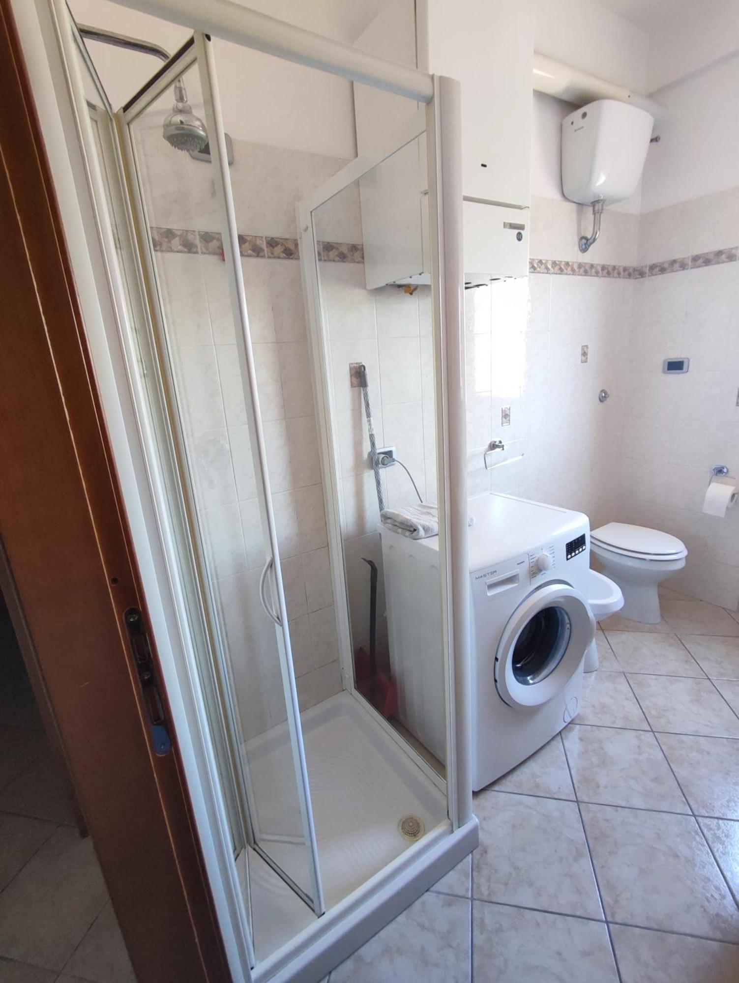 Alloggio Alfa - Central Apartment Civitavecchia Zewnętrze zdjęcie